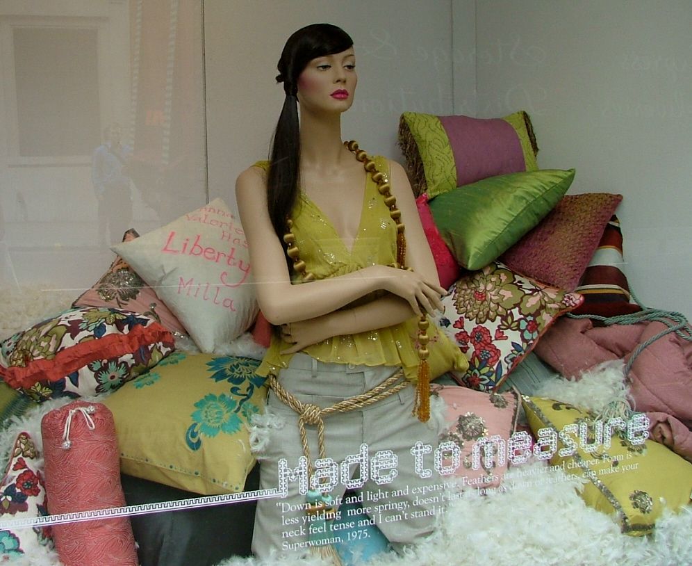 Trendease International ·, image size:996x814