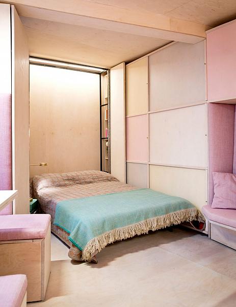 13M2 HOUSE BY STUDIOMAMA